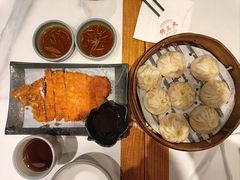 -馋三尺蟹粉小笼(人民广场店)