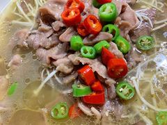 酸汤肥牛-江边老鸭鲜鱼馆