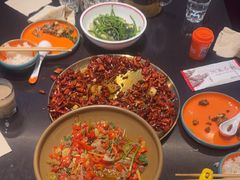 -川流不息·地道川菜·小龙虾(松东路店)