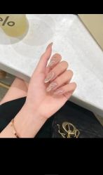 -悦指间美甲美睫
