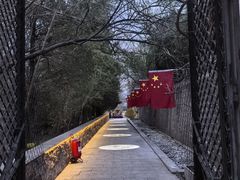 -七叶香山-地面停车场