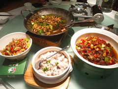 -费大厨辣椒炒肉(高铁吾悦广场店)