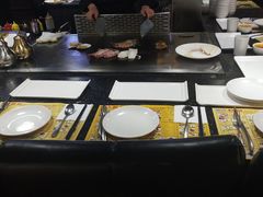 -利昂法式铁板主题餐厅(新奥购物中心店)
