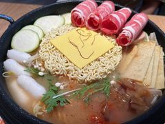 -WOW LUCKY创意韩料(龙阳广场店)
