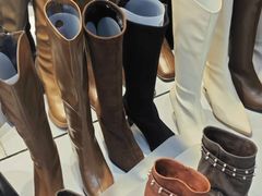 -广州白马服装市场