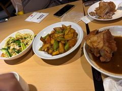 -关东小磨东北菜(上海长风大悦城店)