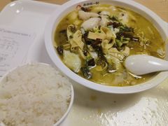 -鱼你在一起(国贸中海广场店)