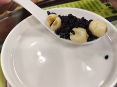 热鲜奶红豆沙-顺记冰室(宝华路店)