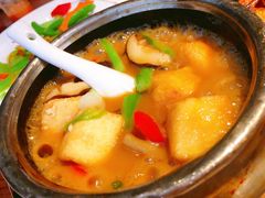 海鲜菇豆腐煲-江滨壹号艺文空间复合餐厅(闽江大道店)
