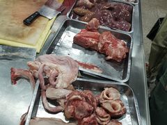 -标记美食新鲜猪杂(兴南大道店)