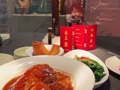 -蝴蝶里·粤菜·点心(滨江龙湖店)