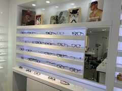 -浮光眼镜·蔡司视觉合作·数字验配中心(陆家嘴店)