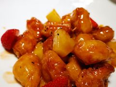 菠萝咕咾肉-有璟阁港式餐厅(金融街购物中心店)