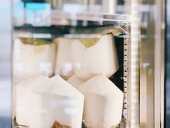 椰子汁-Cô Thành Restaurant