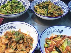-艳阳天民俗村(公园路店)