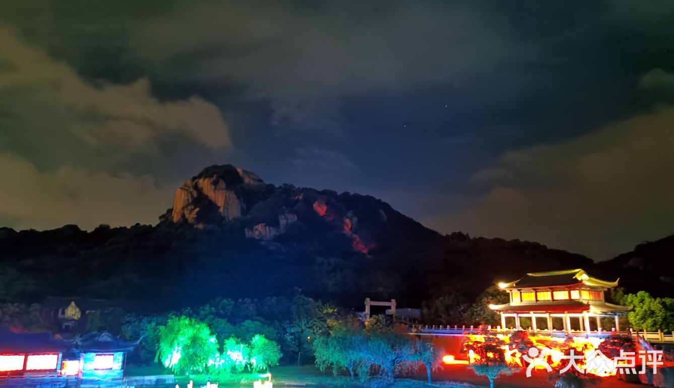 感受佛文化的一天 