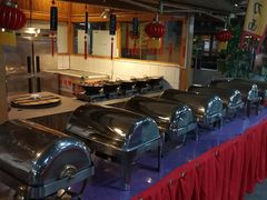 -红栌温泉山庄生态美食餐厅