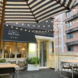 成都氛围露天晚餐