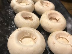 -鑫釜山海鲜烧烤(鑫丰国际店)