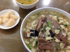 -伊坊楼泡馍馆(华洲城熙悦都店)