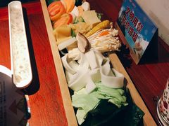 蔬菜拼盘-姑妈嫁妆涮羊排专业火锅(中央大街一店)