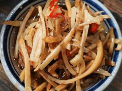 凉拌牛板筋-盟重烧烤(东瓜山创始店)