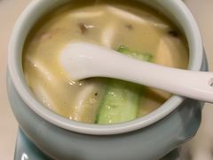 砂锅鲜菌烩虾滑-京华烟云·北京烤鸭(领展购物广场·中关村店)