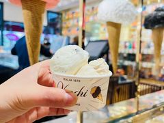 -VENCHI 闻绮(上海佛罗伦萨小镇店)
