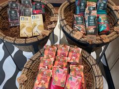 -星巴克臻选(莘庄仲盛店)