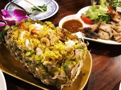 -Dang restaurant (patong phuket)