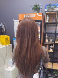 -藤野造型烫染·漂发