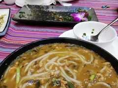 -香巴拉云南餐厅(华莱坞店)