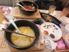 -花馬肆.云南过桥米线(汉神购物广场现场熬汤店)