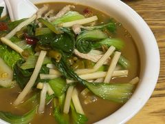 -牛八宝桂林米粉(八里庄店)