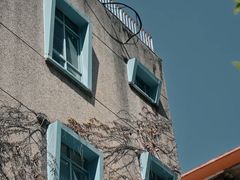 -全季酒店(重庆李子坝牛角沱地铁站店)