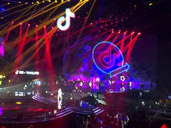 -宝能国际体育演艺中心