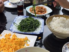 -七的湖·晚芳亭·阳澄湖农家菜·大闸蟹(莲花岛店)