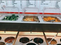 自助调料区-海底捞火锅(河东万达广场店)