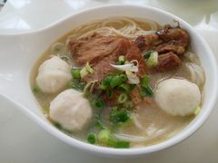 鱼蛋併猪软骨米线-翠华餐厅(香港国际机场店)