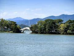 -星湖旅游景区七星岩