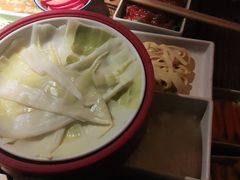 -九鼎轩脆毛肚火锅(南京东路店)
