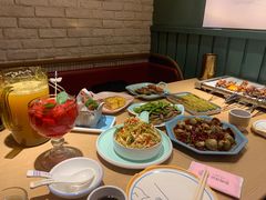 -街角等你.大连海鲜烧烤.经典铁板海鲜串(西安路店)