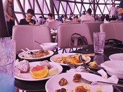 -东方明珠·空中旋转餐厅