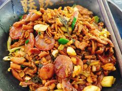 香肠鸡肠炒面-跃跃鸡肠面(人民北路店)