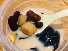 -八婆婆烧仙草(曾厝垵店)