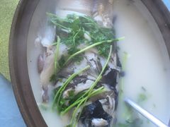 -天乐农家鱼头王(天目湖店)