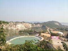 山顶俯瞰-苏州太湖牛仔风情度假村