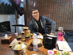 -慢丽江·云南野生菌土鸡锅(付家庄店)