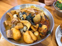 鸭脚煲-西环肥仔螺蛳粉(总店)