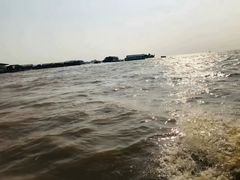 -洞里萨湖